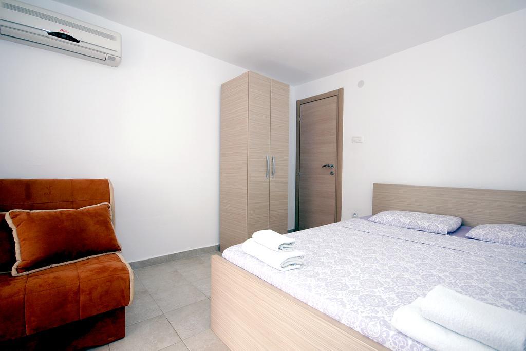 Apartments Pavlovic Petrovazzo Esterno foto